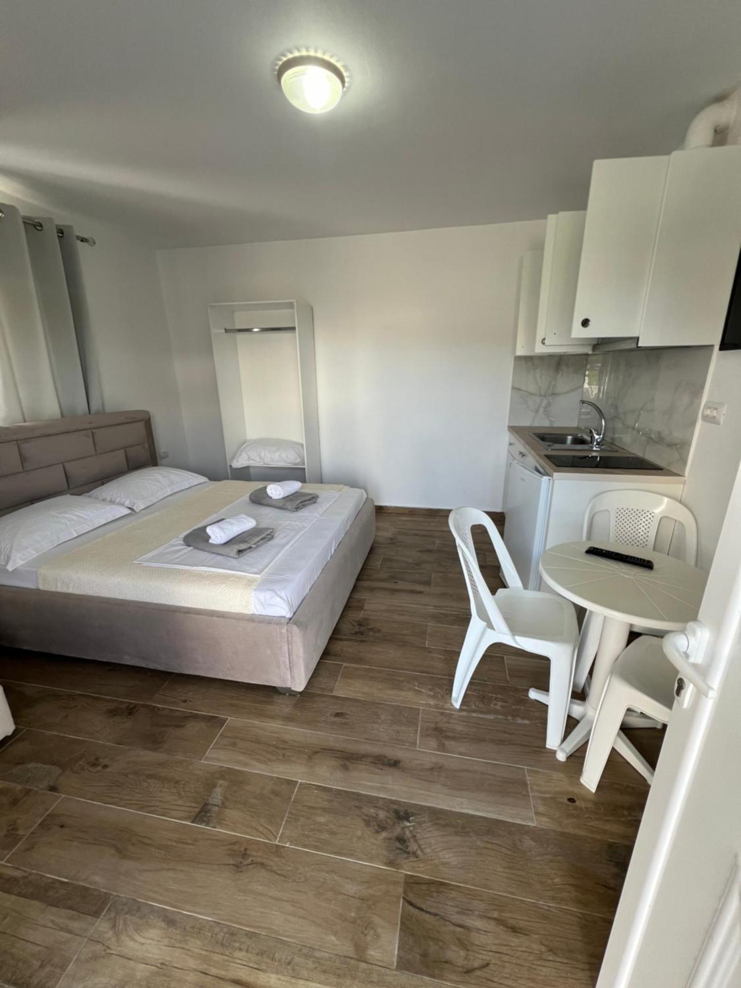 House Pollo Hotel Ksamil Kültér fotó